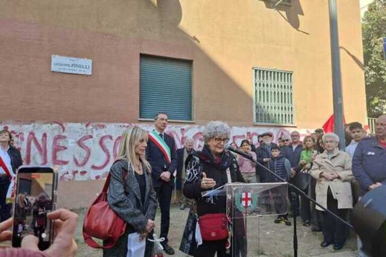 Cerimonia di intitolazione